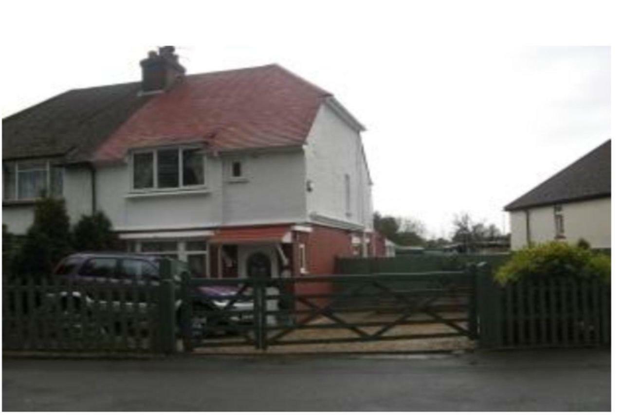 Maidstone Family Homes Upper Road Cottage Exterior foto